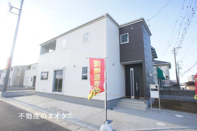 市川市大町　新築一戸建て　リーブルガーデン　８号棟