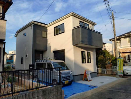 市川市中山１丁目　新築一戸建て　リーブルガーデン　１号棟