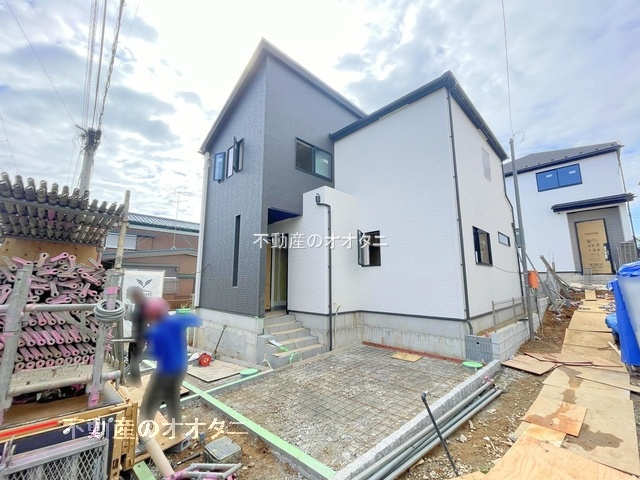 鎌ケ谷市中央２丁目　新築一戸建て　グラファーレ　２号棟